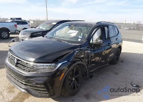 2023 Volkswagen Tiguan 2.0T Se R-Line Black from USA, damaged, VIN 3VVCB7AX0PM034332